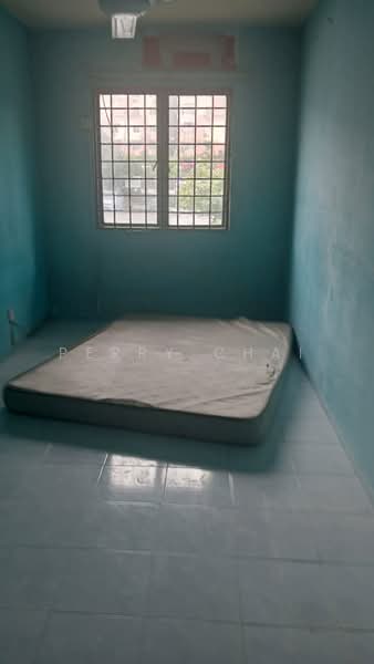 Pangsapuri untuk Disewa di Apartment Bayu - Perry Chai - Bedroom - PropertyGuru.com.my