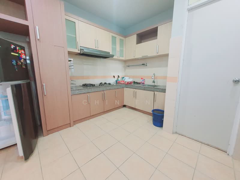 Pangsapuri untuk Dijual di Pangsapuri Bukit Beruang Bestari (University View) - CHIN FN - Kitchen - PropertyGuru.com.my
