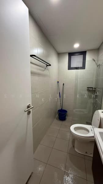 Servis Apartment untuk Disewa di Aster Hill - Shawn Lee Kah Kit - Bathroom - PropertyGuru.com.my