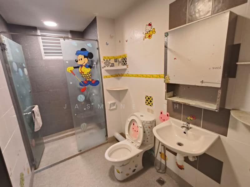Condominium for Rent at The Golden Triangle Condominium - Jasmine Teh - Bathroom - PropertyGuru.com.my