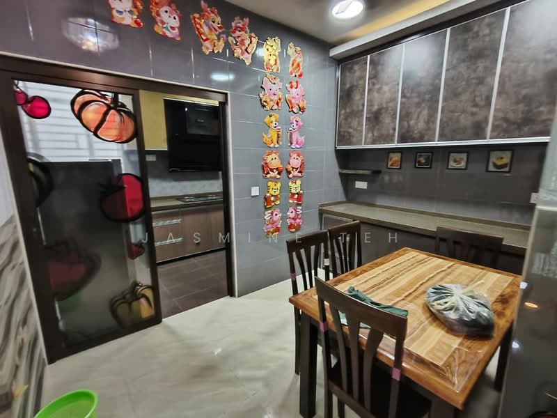 Condominium for Rent at The Golden Triangle Condominium - Jasmine Teh - Kitchen - PropertyGuru.com.my