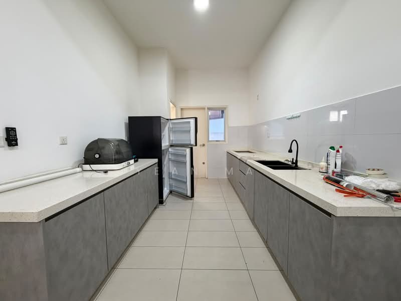 Rumah Teres untuk Dijual di Kota Emerald (Rawang) - Yean Ma - Kitchen - PropertyGuru.com.my