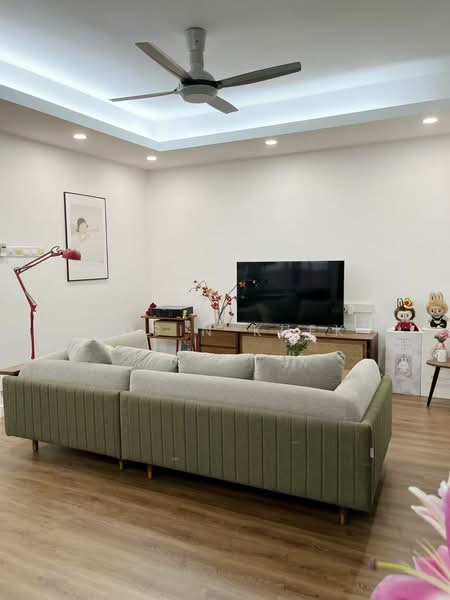 Pangsapuri untuk Dijual di Adiva Courtyard - Josin Kuek - Living Room - PropertyGuru.com.my