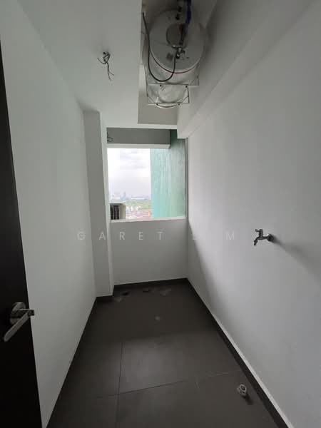 Soho for Sale in Taman Molek (Johor Bahru) - Garet Lim - Balcony - PropertyGuru.com.my