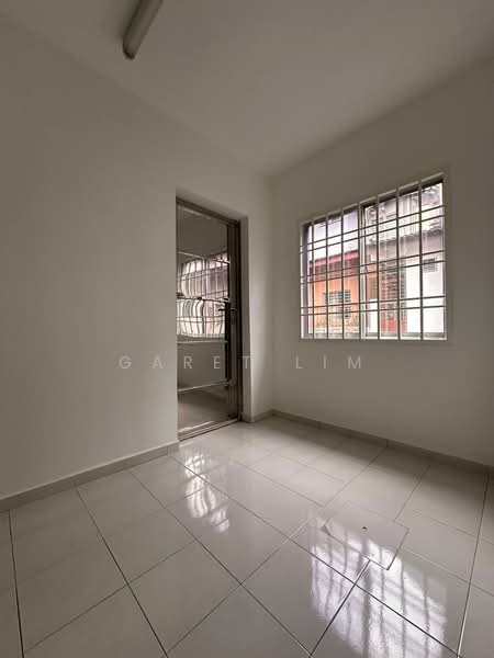 Rumah Teres 2-Tingkat untuk Dijual di Taman Seri Austin (Tebrau) - Garet Lim - Interior - PropertyGuru.com.my