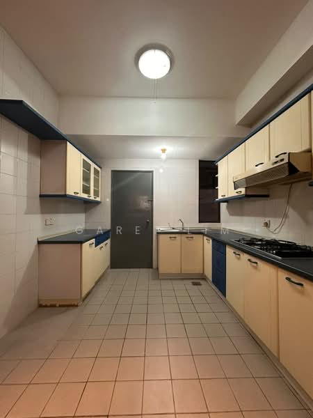 Kondominium untuk Dijual di Aloha Tower Condominium - Garet Lim - Kitchen - PropertyGuru.com.my