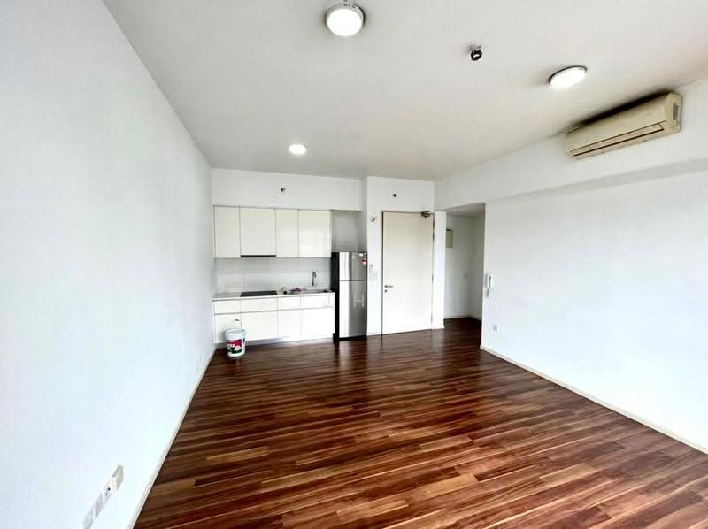 Kediaman Servis untuk Disewa di SqWhere Service Apartments - JH Tee - Kitchen - PropertyGuru.com.my