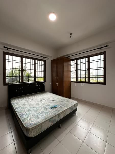 Pangsapuri untuk Dijual di Danga View Apartment - Garet Lim - Bedroom - PropertyGuru.com.my