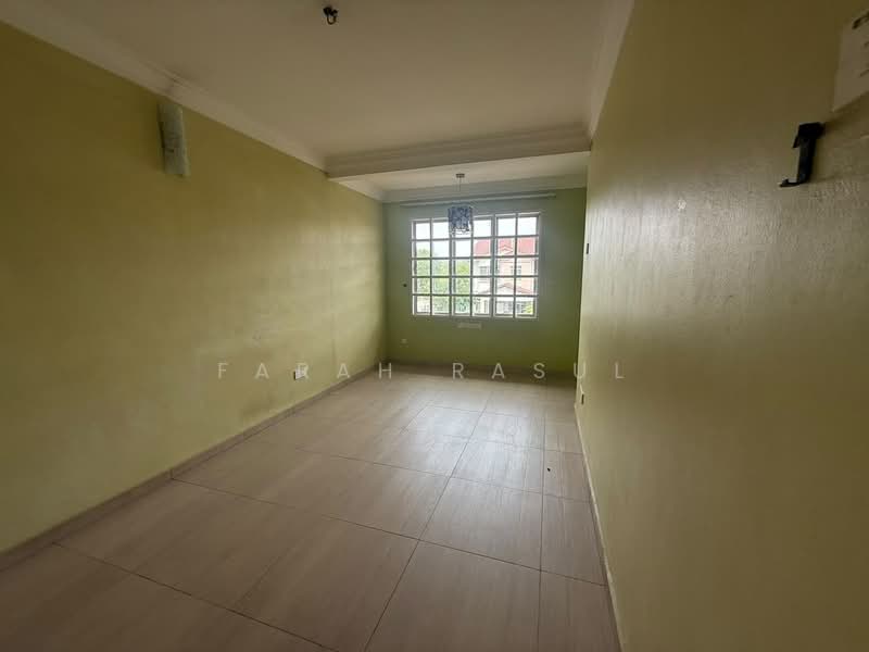 2-storey Terraced House for Sale in Bandar Seri Putra (Bangi) - Farah Rasul - Interior - PropertyGuru.com.my