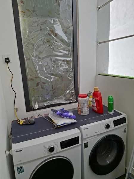 Condominium for Rent at Sapphire Paradigm - Alice Goh - Balcony - PropertyGuru.com.my
