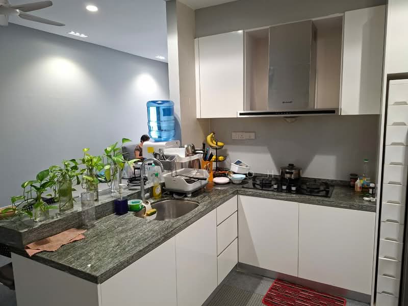 Condominium for Rent at Sapphire Paradigm - Alice Goh - Kitchen - PropertyGuru.com.my