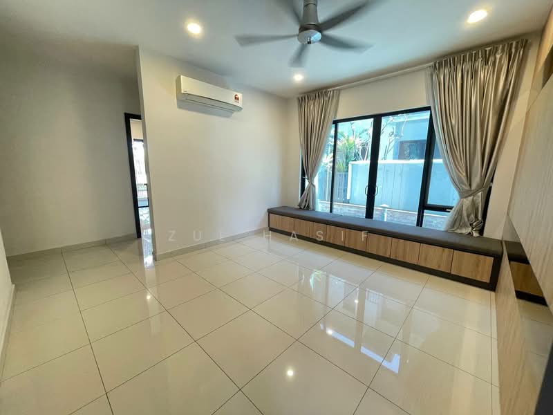 Rumah Berkembar untuk Dijual di Lepironia Gardens (Cyberjaya) - Zul Hasif - PropertyGuru.com.my