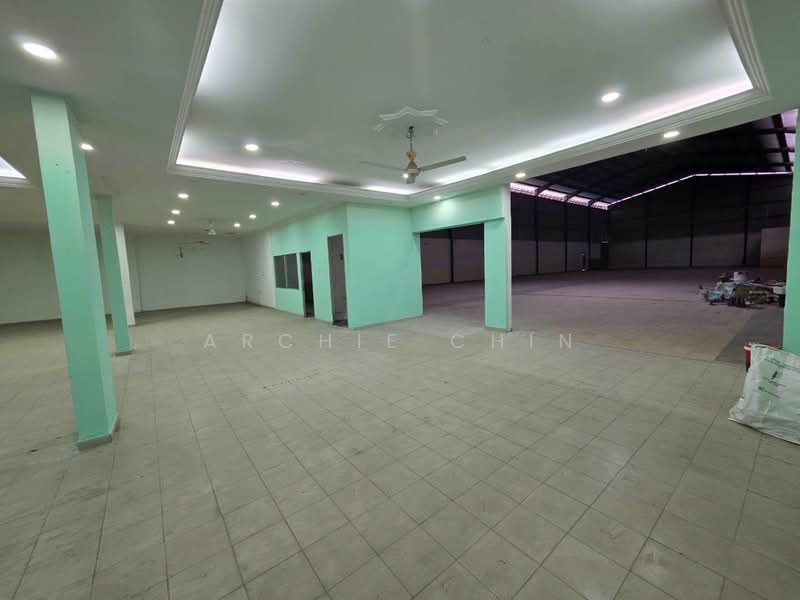 Gudang untuk Disewa di Taman Perindustrian Usj 1 (Subang Jaya) - Archie Chin - Interior - PropertyGuru.com.my
