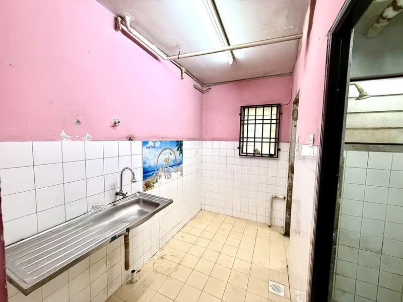 Pangsapuri untuk Dijual di Pangsapuri Pendamar A - Simon Lee - Kitchen - PropertyGuru.com.my