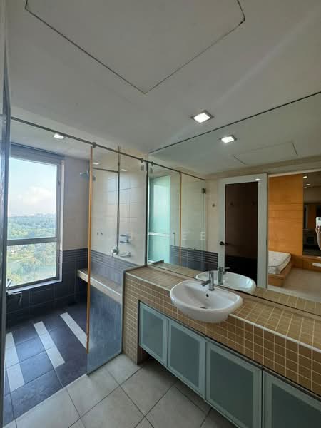Kondominium untuk Disewa di Casa Indah 2 - JH Tee - Bathroom - PropertyGuru.com.my