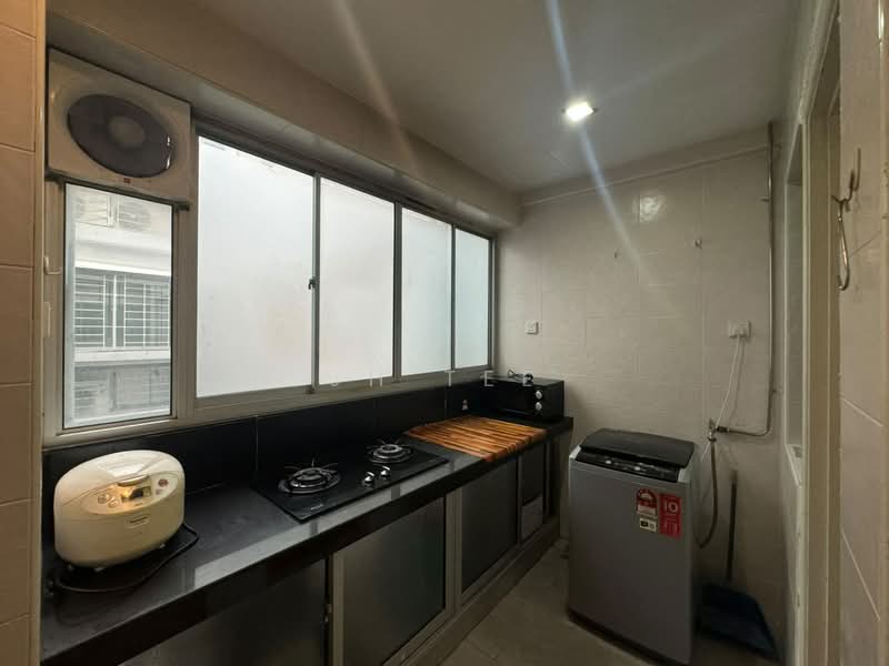 Kondominium untuk Disewa di Casa Indah 2 - JH Tee - Kitchen - PropertyGuru.com.my