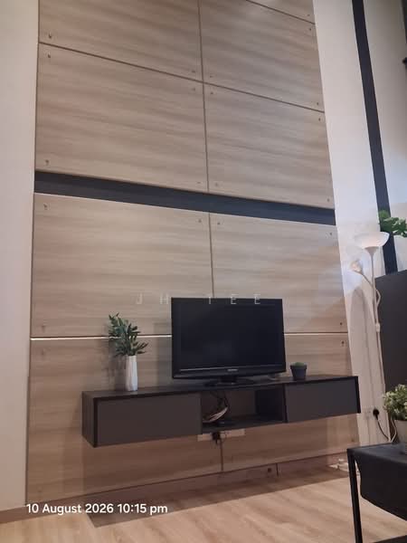 Kediaman Servis untuk Disewa di Emporis - JH Tee - Living Room - PropertyGuru.com.my