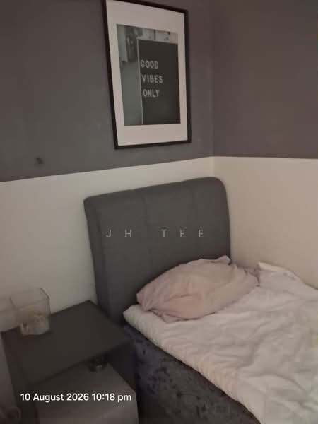 Kediaman Servis untuk Disewa di Emporis - JH Tee - Bedroom - PropertyGuru.com.my