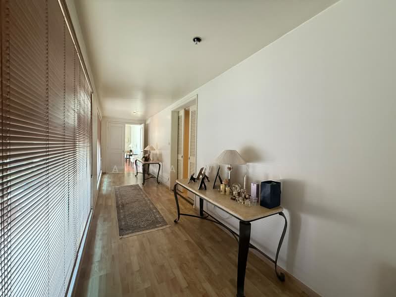Bungalow House for Sale in Leisure Farm (Gelang Patah) - Anna Wong - Corridor - PropertyGuru.com.my