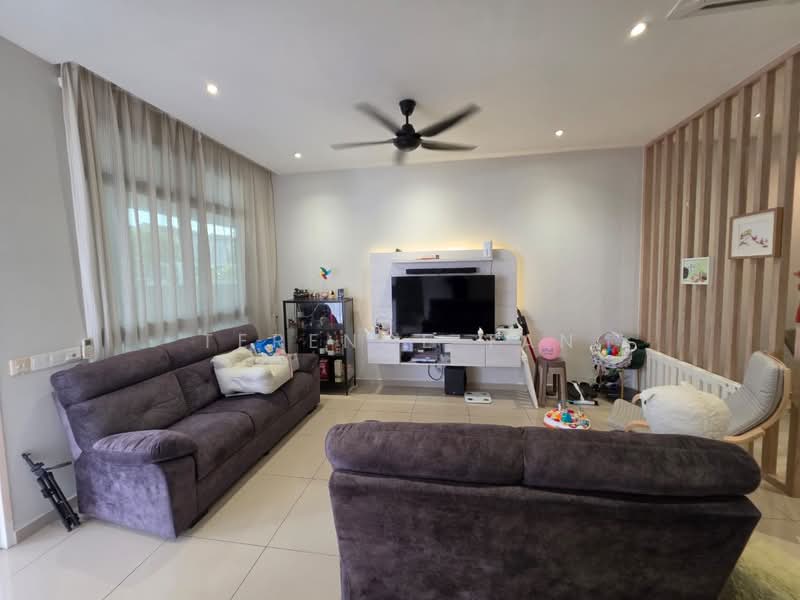 Rumah Teres 2-Tingkat untuk Dijual di Kota Masai (Pasir Gudang) - Terence Tan - Living Room - PropertyGuru.com.my