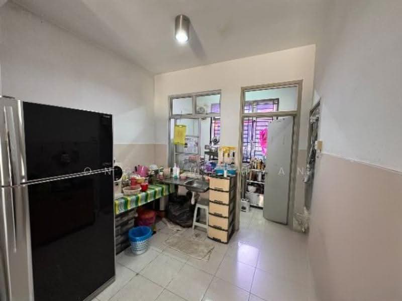 2.5-storey Terraced House for Sale in Johor Bahru (Johor) - Ong Lih Shyan - Kitchen - PropertyGuru.com.my