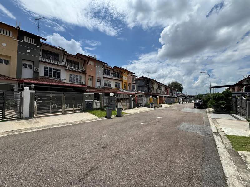 2.5-storey Terraced House for Sale in Johor Bahru (Johor) - Ong Lih Shyan - Exterior - PropertyGuru.com.my