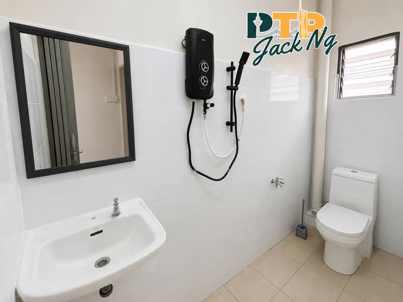 Terraced House for Rent in Bandar Cassia (Batu Kawan) - Jack Ng - Bathroom - PropertyGuru.com.my