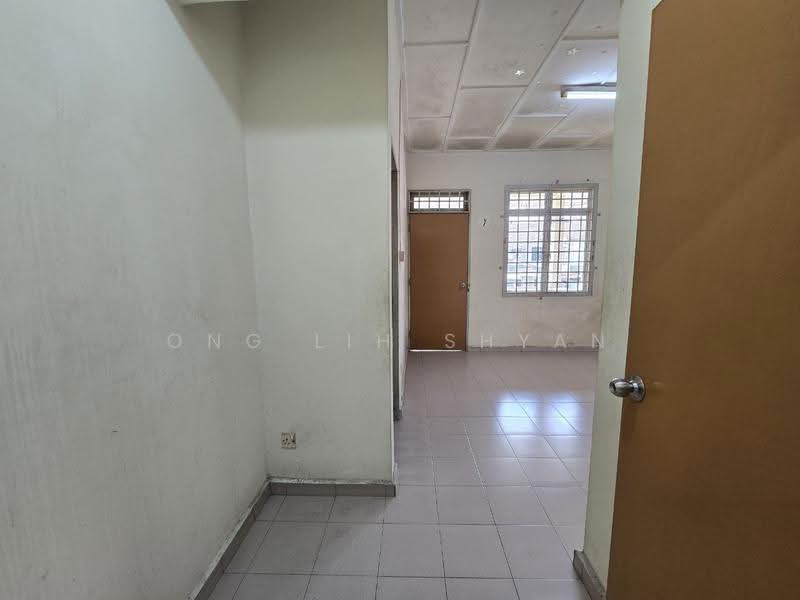 Rumah Teres 2-Tingkat untuk Dijual di Bandar Baru Permas Jaya (Permas Jaya) - Ong Lih Shyan - Interior - PropertyGuru.com.my