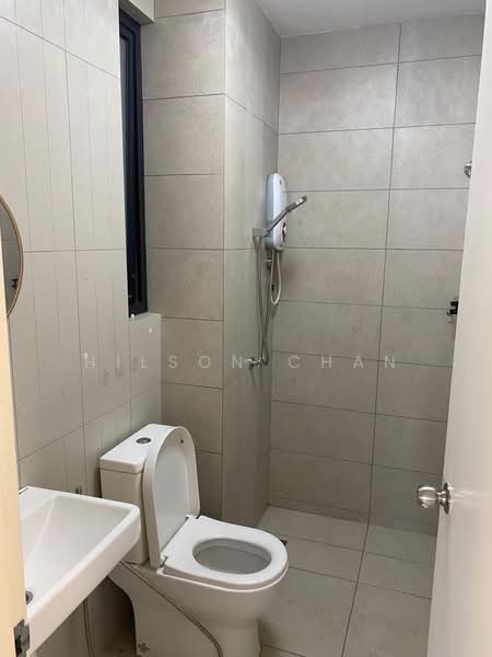 Kediaman Servis untuk Disewa di Kenwingston Skylofts - Hilson Chan - Bathroom - PropertyGuru.com.my