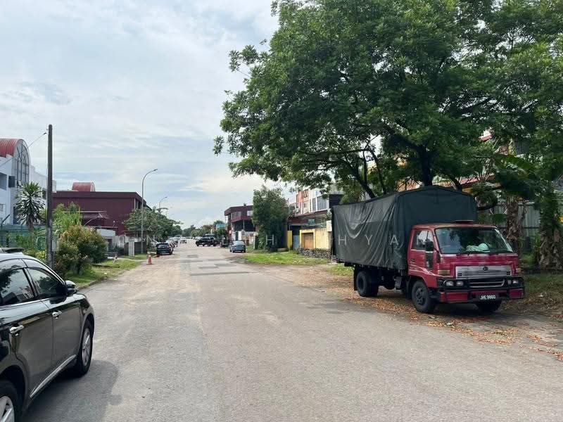 Kilang Berkembar untuk Dijual di Taman Desa Cemerlang (Ulu Tiram) - Ong Lih Shyan - PropertyGuru.com.my
