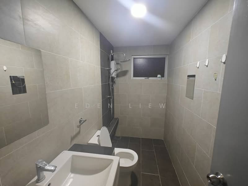Rumah Teres 2-Tingkat untuk Disewa di Masai (Johor) - Eden Liew - Bathroom - PropertyGuru.com.my