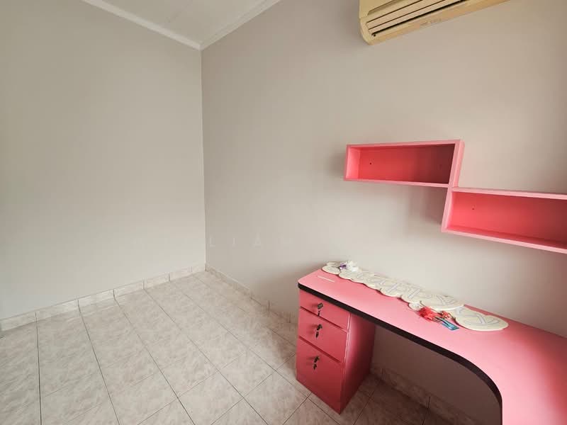 2-storey Terraced House for Rent in Mutiara Rini (Skudai) - William Loke - Study - PropertyGuru.com.my