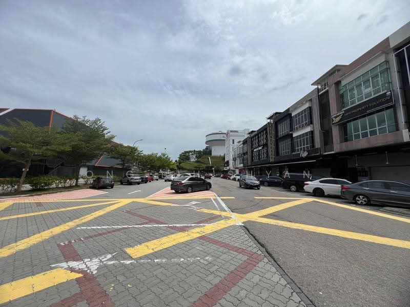 Shop / Office untuk Dijual di Taman Mount Austin (Tebrau) - Ong Lih Shyan - Exterior - PropertyGuru.com.my