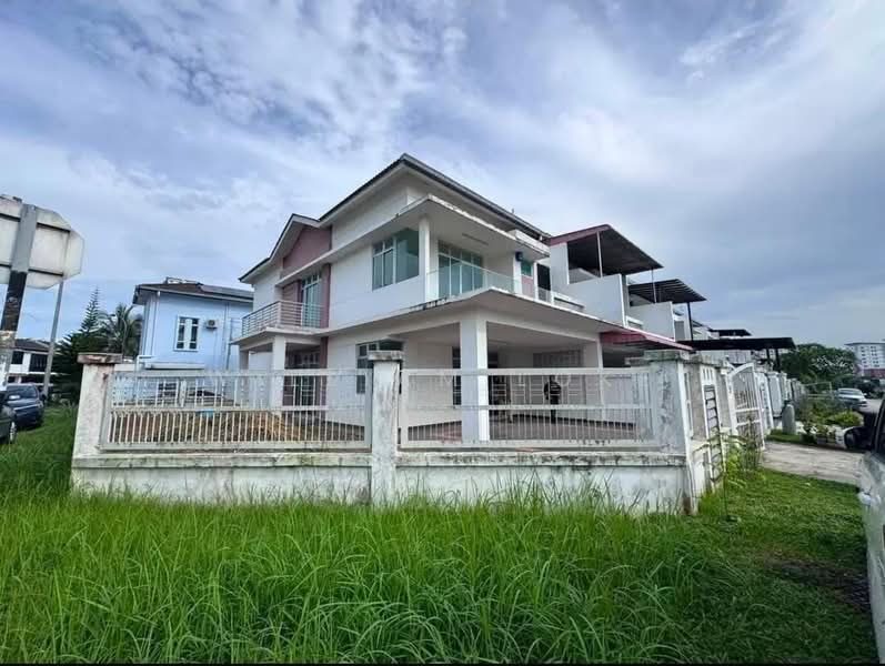 2-storey Terraced House for Sale in Taman Perling (Perling) - William Loke - PropertyGuru.com.my