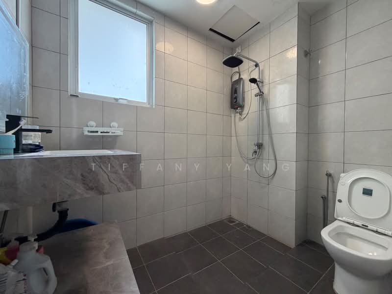 2-storey Terraced House for Sale in Taman Kundang Jaya (Rawang) - Tiffany Yang - Bathroom - PropertyGuru.com.my