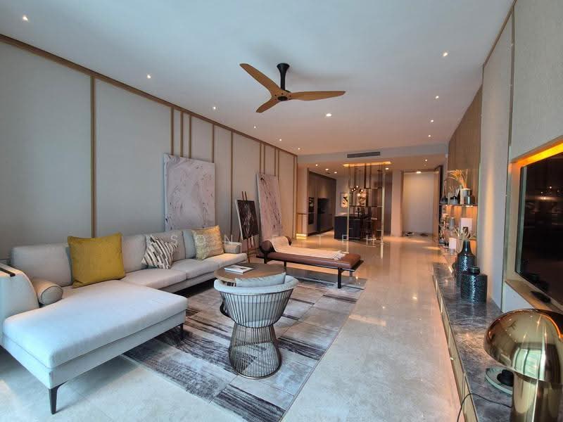 Kediaman Servis untuk Dijual di Eaton Residence - Sonie Teh - Living Room - PropertyGuru.com.my