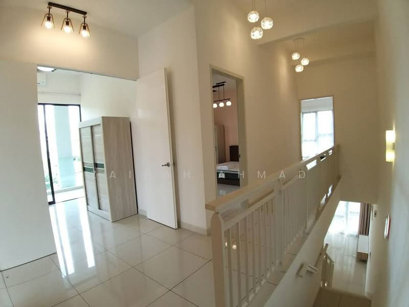 Townhouse for Rent in 16 Sierra (Puchong) - Zaidah Ahmad - Corridor - PropertyGuru.com.my