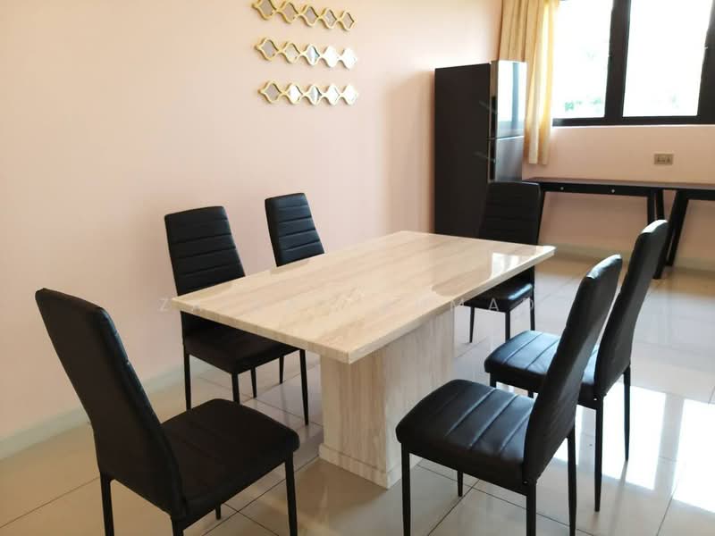 Townhouse for Rent in 16 Sierra (Puchong) - Zaidah Ahmad - Dining Room - PropertyGuru.com.my