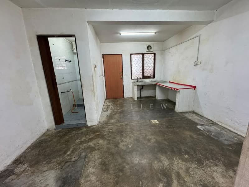 2-storey Terraced House for Sale in Taman Teratai Jaya (Sri Gading) - Jack Liew - PropertyGuru.com.my