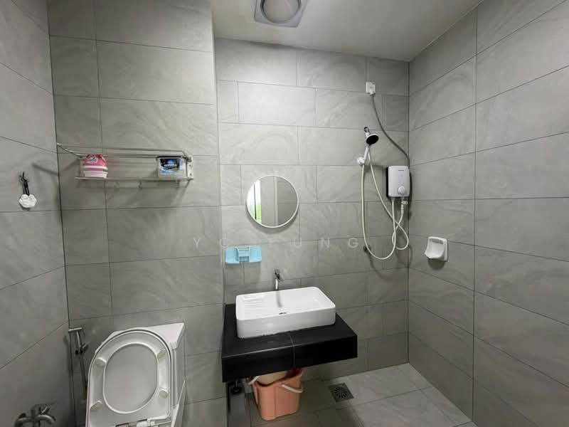 Servis Apartment untuk Disewa di Sky Trees - YC Fung - Bathroom - PropertyGuru.com.my