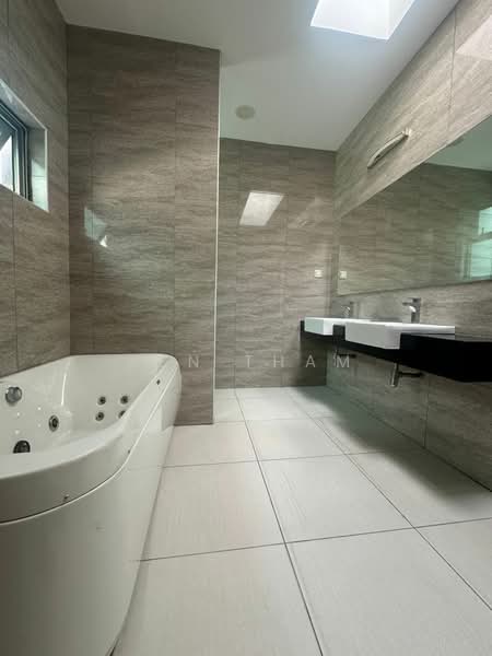 Semi-Detached House for Rent in Taman Bukit Serdang (Seri Kembangan) - Ken Tham - PropertyGuru.com.my