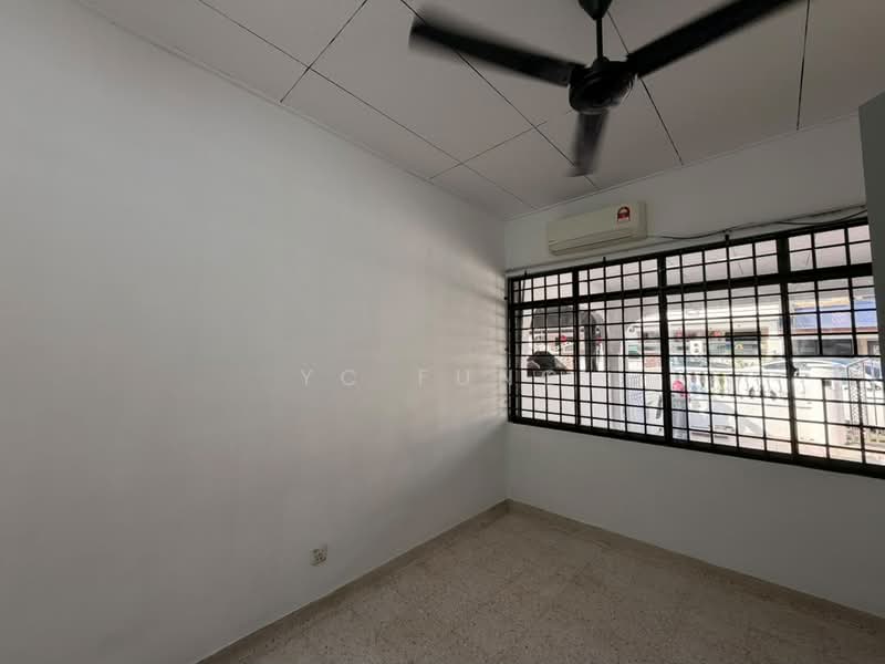 Rumah Teres 1-Tingkat untuk Disewa di Taman Pelangi (Johor Bahru) - YC Fung - Interior - PropertyGuru.com.my