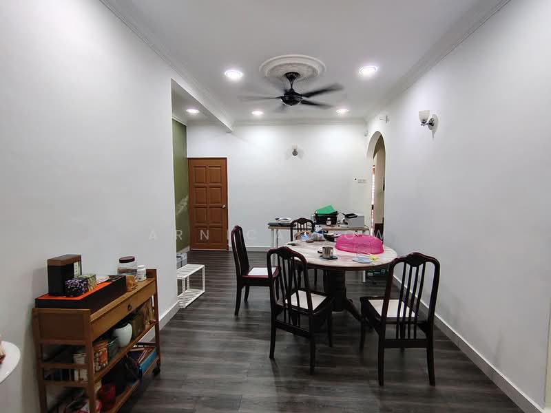 Rumah Teres untuk Disewa di Bandar Putra Permai (Seri Kembangan) - Arnica Low - PropertyGuru.com.my