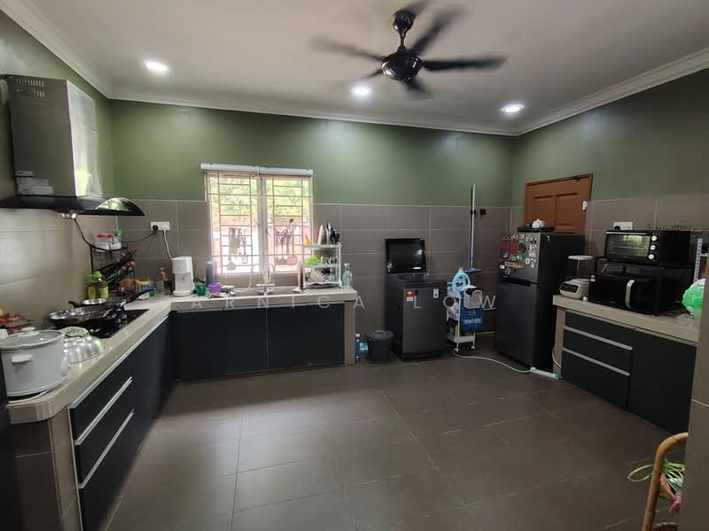 Rumah Teres untuk Disewa di Bandar Putra Permai (Seri Kembangan) - Arnica Low - PropertyGuru.com.my