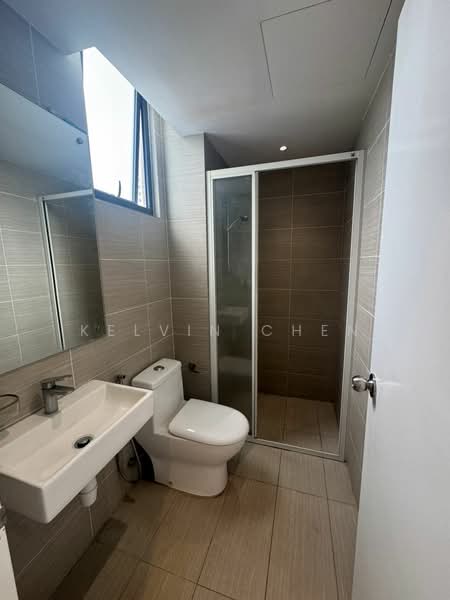 Service Residence for Sale at Serviced Residence @ Fera Residence @ The Quartz WM - Kelvin Chen - Bathroom - PropertyGuru.com.my