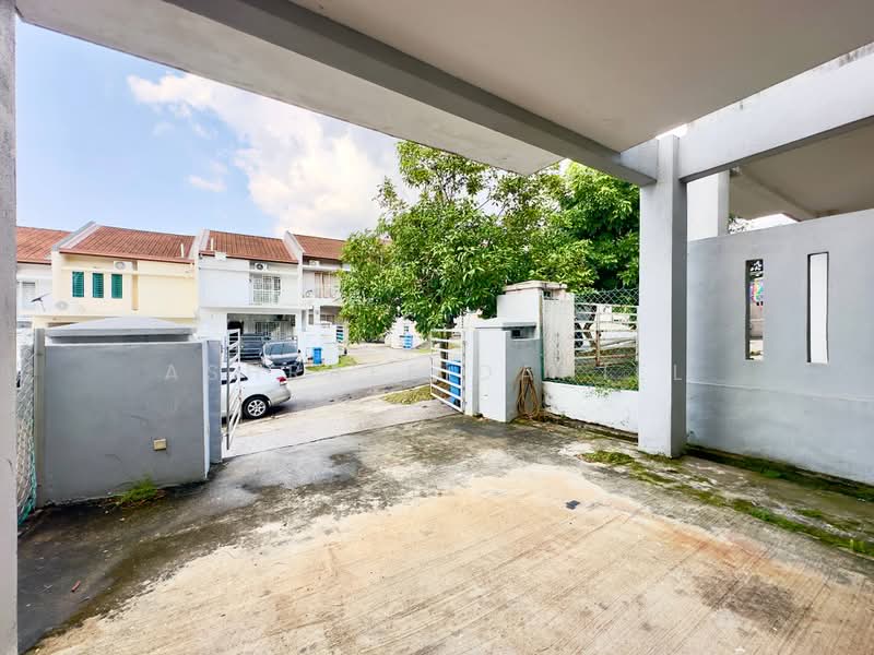 Rumah Teres untuk Dijual di Aman Putri (Sungai Buloh) - Ashraff Daniel - Exterior - PropertyGuru.com.my