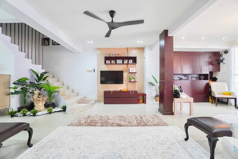 2.5-storey Terraced House for Sale in Ampang Jaya (Ampang) - Ashraff Daniel - Living Room - PropertyGuru.com.my
