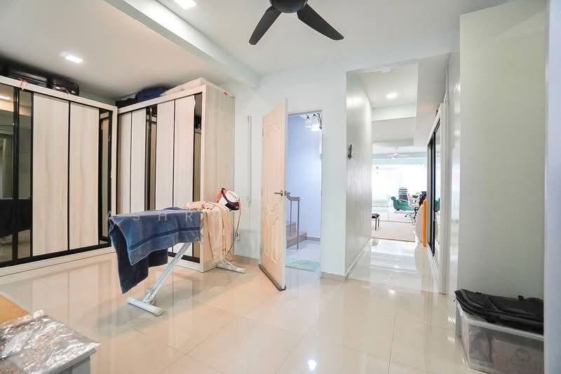 2.5-storey Terraced House for Sale in Ampang Jaya (Ampang) - Ashraff Daniel - Corridor - PropertyGuru.com.my