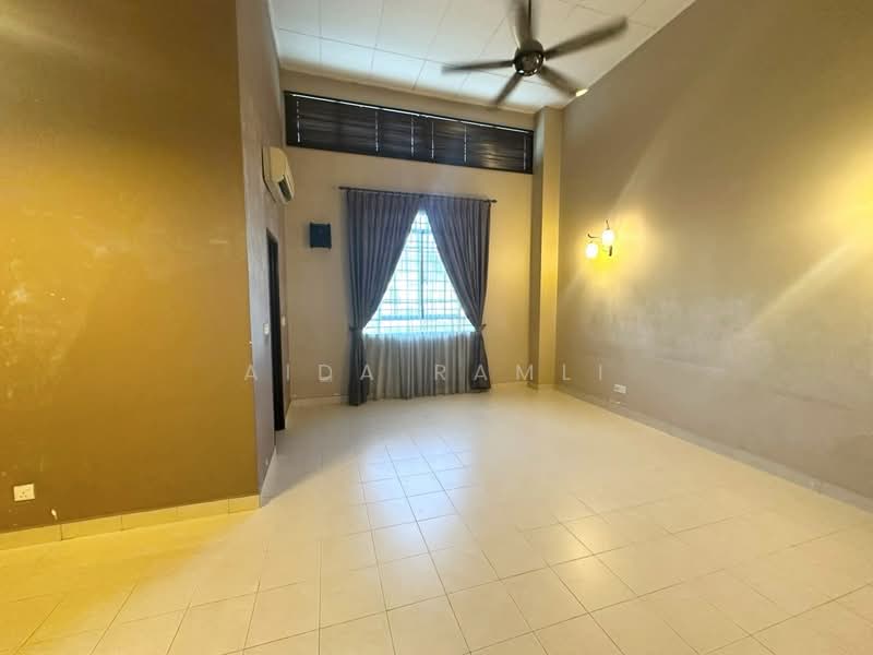 Terraced House for Sale in Bukit Jelutong (Shah Alam) - Aida Ramli - PropertyGuru.com.my