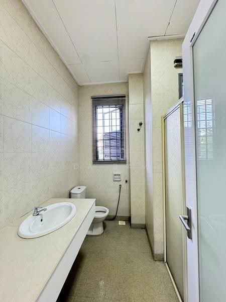 Terraced House for Sale in Bukit Jelutong (Shah Alam) - Aida Ramli - Bathroom - PropertyGuru.com.my